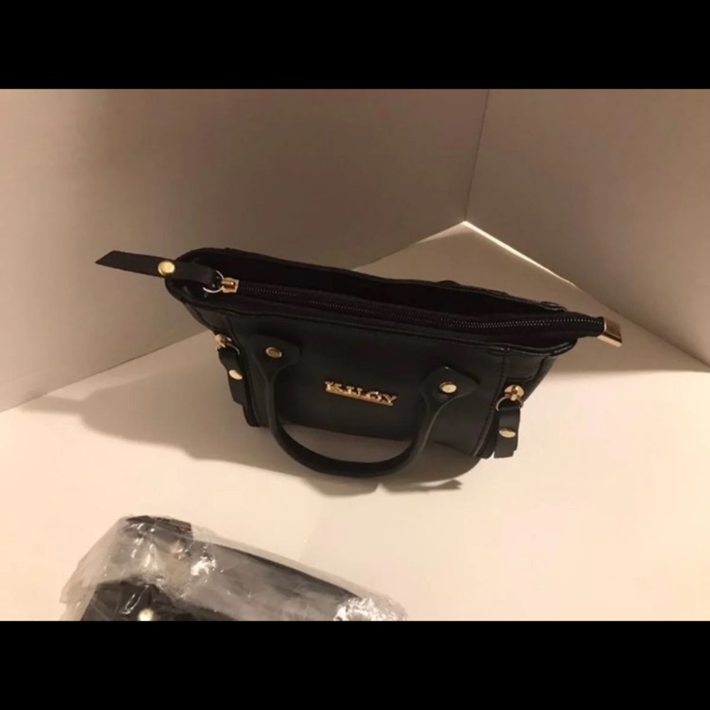 KUOY Handbag - Picture 2 of 8